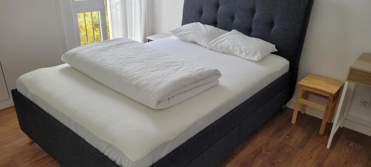 Comfy Room Near Metro & Airport Lisboa Habitación foto